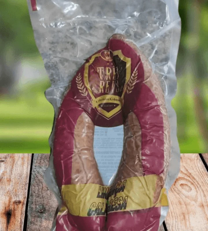 Linguiça calabresa Três Reis
